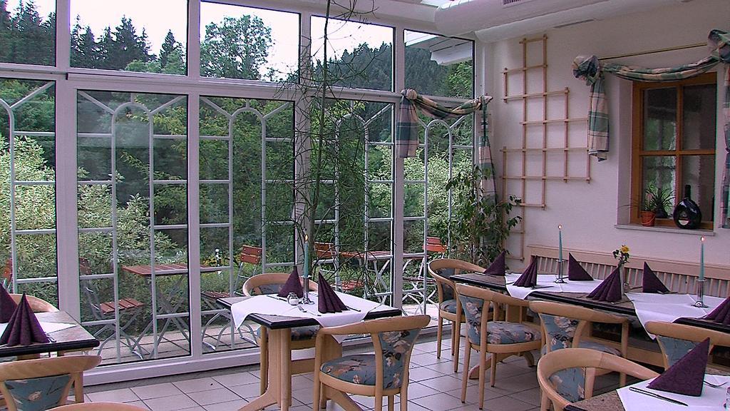 סנקט אנגלמר Landgasthof Zum Hirschenstein, Pension Garni מראה חיצוני תמונה
