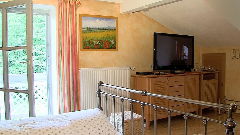 סנקט אנגלמר Landgasthof Zum Hirschenstein, Pension Garni מראה חיצוני תמונה