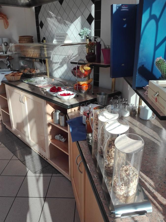 סנקט אנגלמר Landgasthof Zum Hirschenstein, Pension Garni מראה חיצוני תמונה