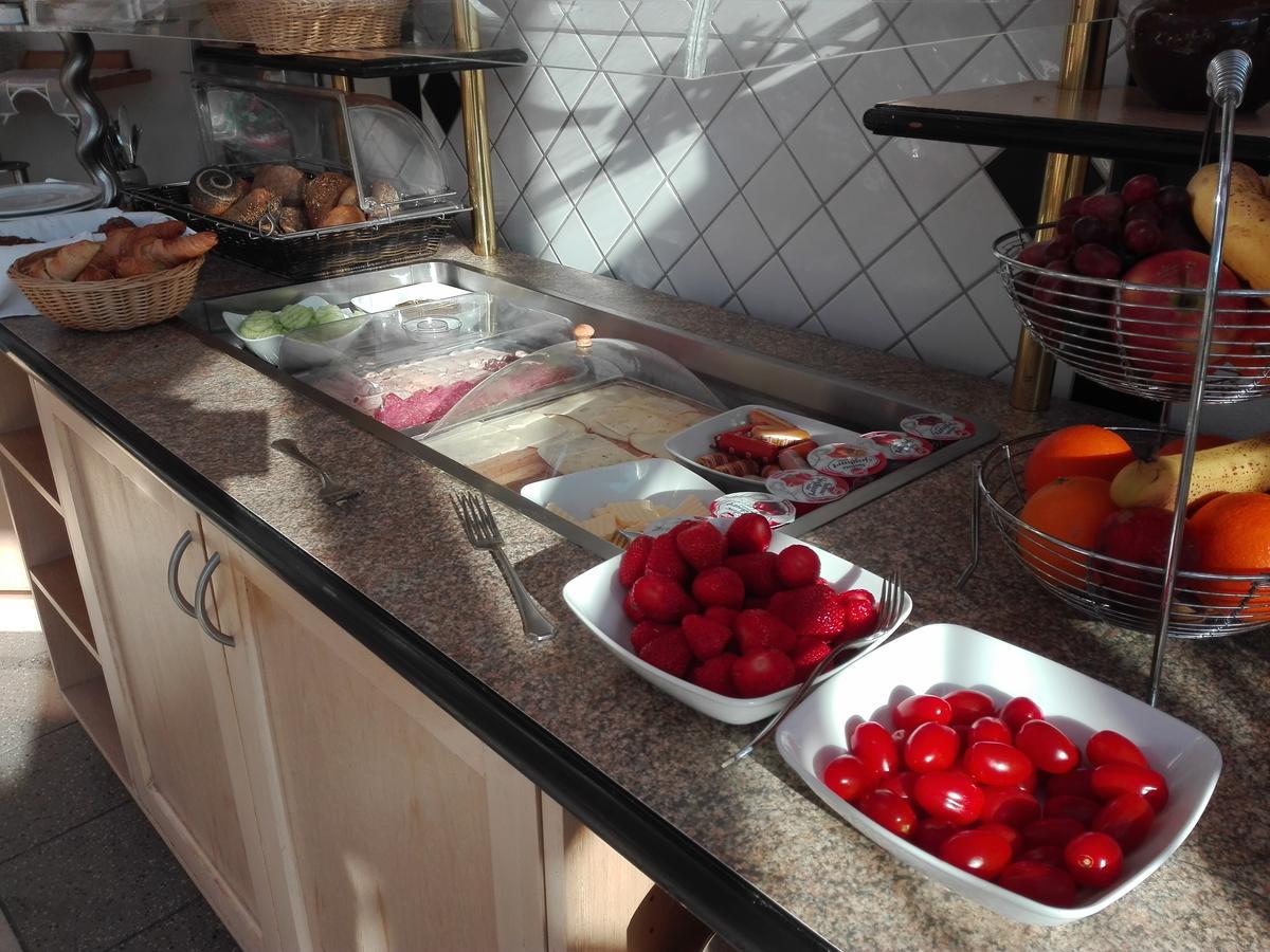 סנקט אנגלמר Landgasthof Zum Hirschenstein, Pension Garni מראה חיצוני תמונה